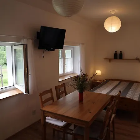 Stara Szkola W Romanowie * Oldrzychowice Klodzkie