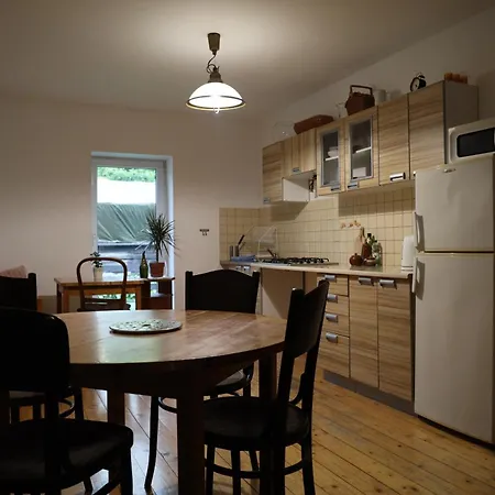 Stara Szkola W Romanowie * Oldrzychowice Klodzkie