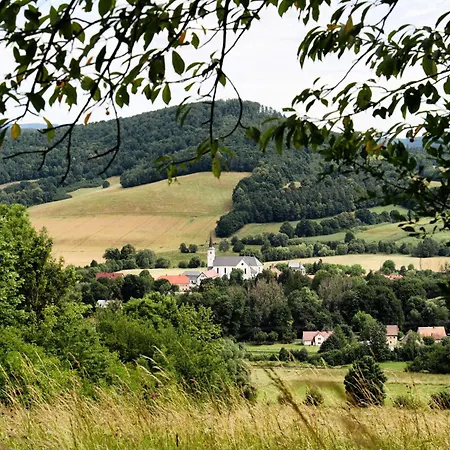 Stara Szkola W Romanowie * Oldrzychowice Klodzkie